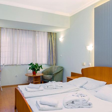 Aqua Blue Hotel Hajdúszoboszló Buitenkant foto